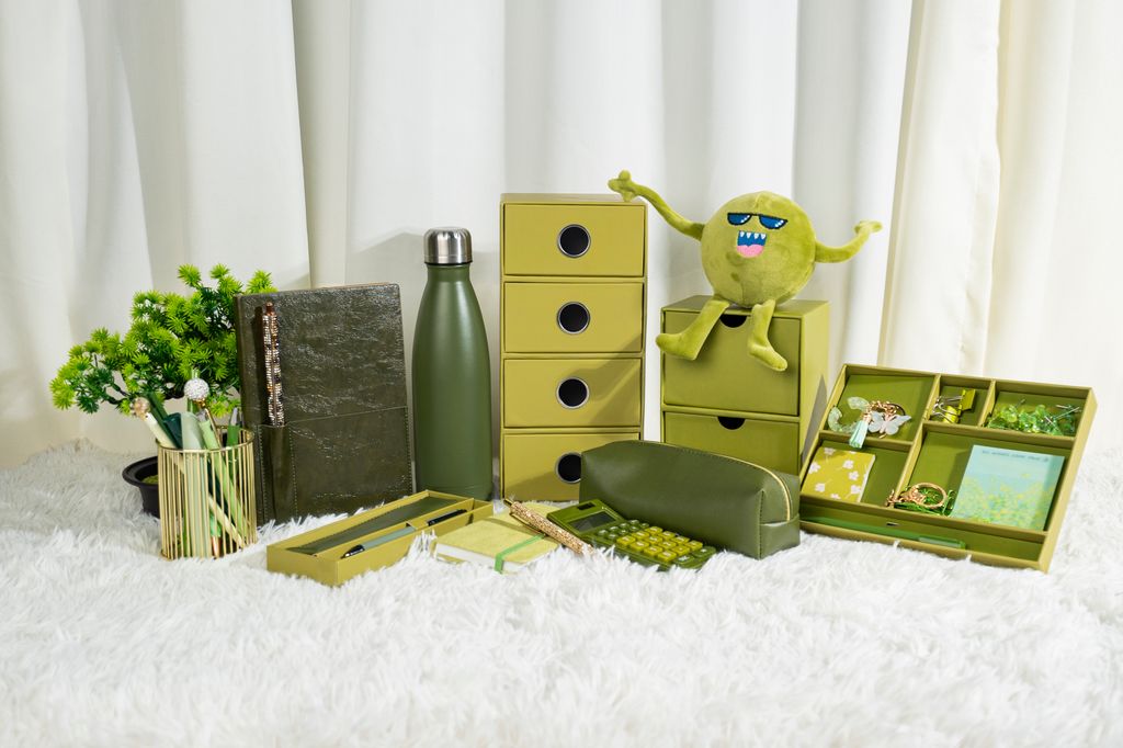 Wholesale Stationery Manufacturer 2 Coordinated stationery and desk organization products by SHINYYOU STATIONERY